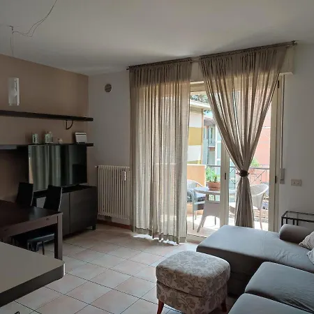 Mare Apartment *